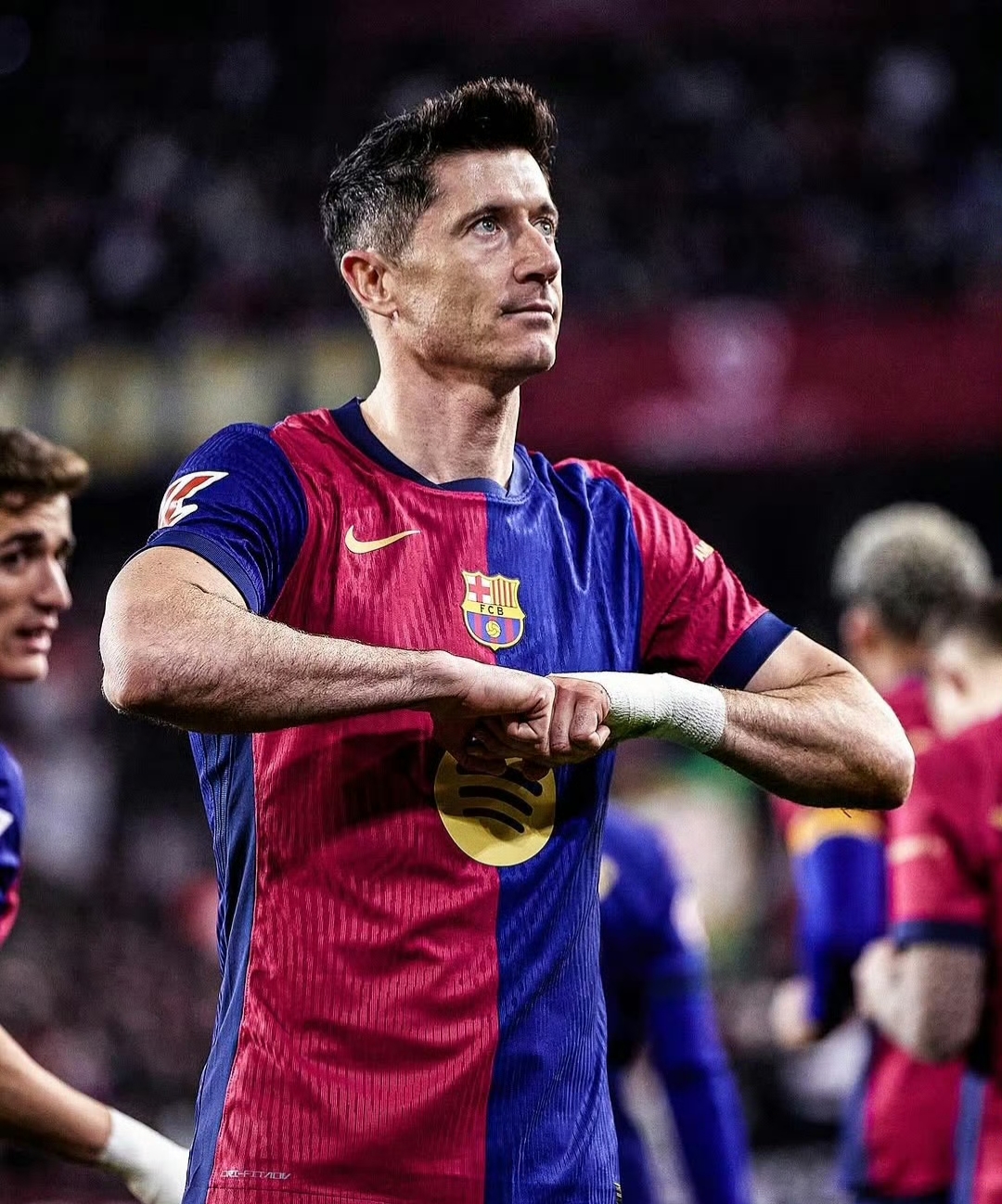 九游体育手机版巴特勒重要时刻领先优势明显，拜仁带队取胜！