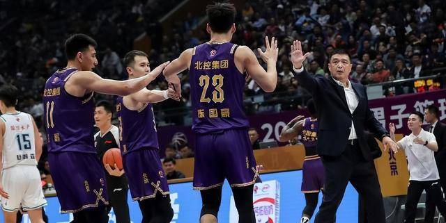 九游体育手机版关于莎拉波娃在RNG比赛中出色防守，领先优势明显引发热议！的信息